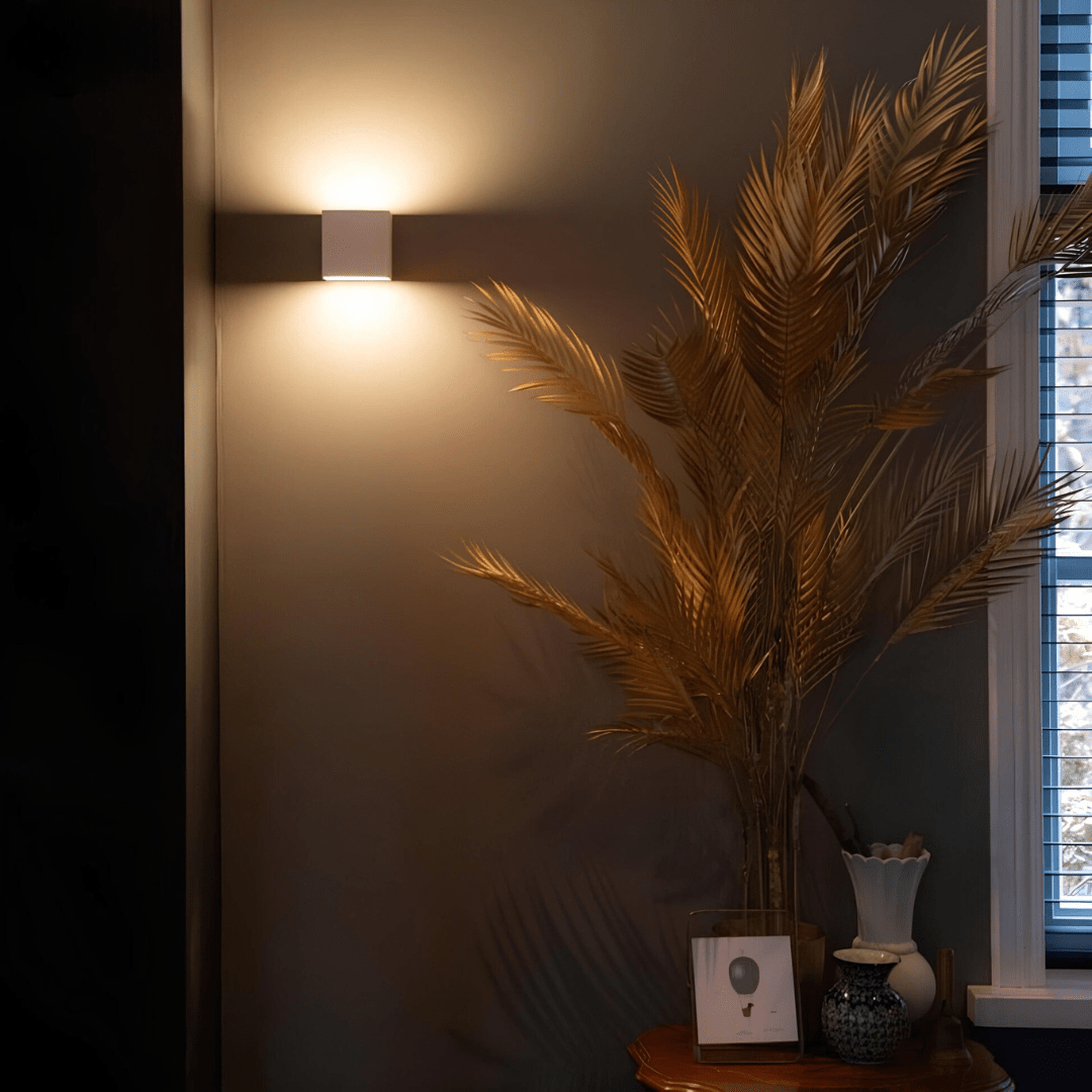 Modern Wireless Wall Lamp with Motion Sensor